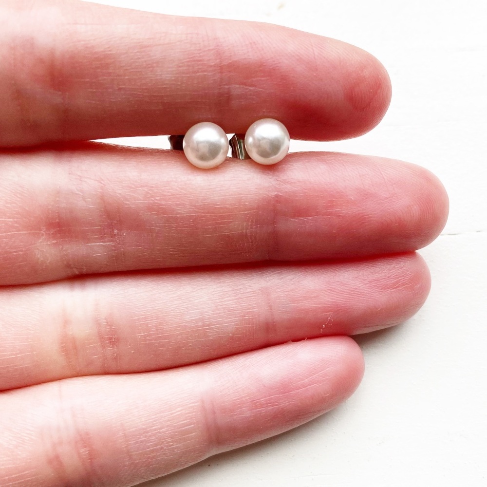 Chic small white pearl stud earrings